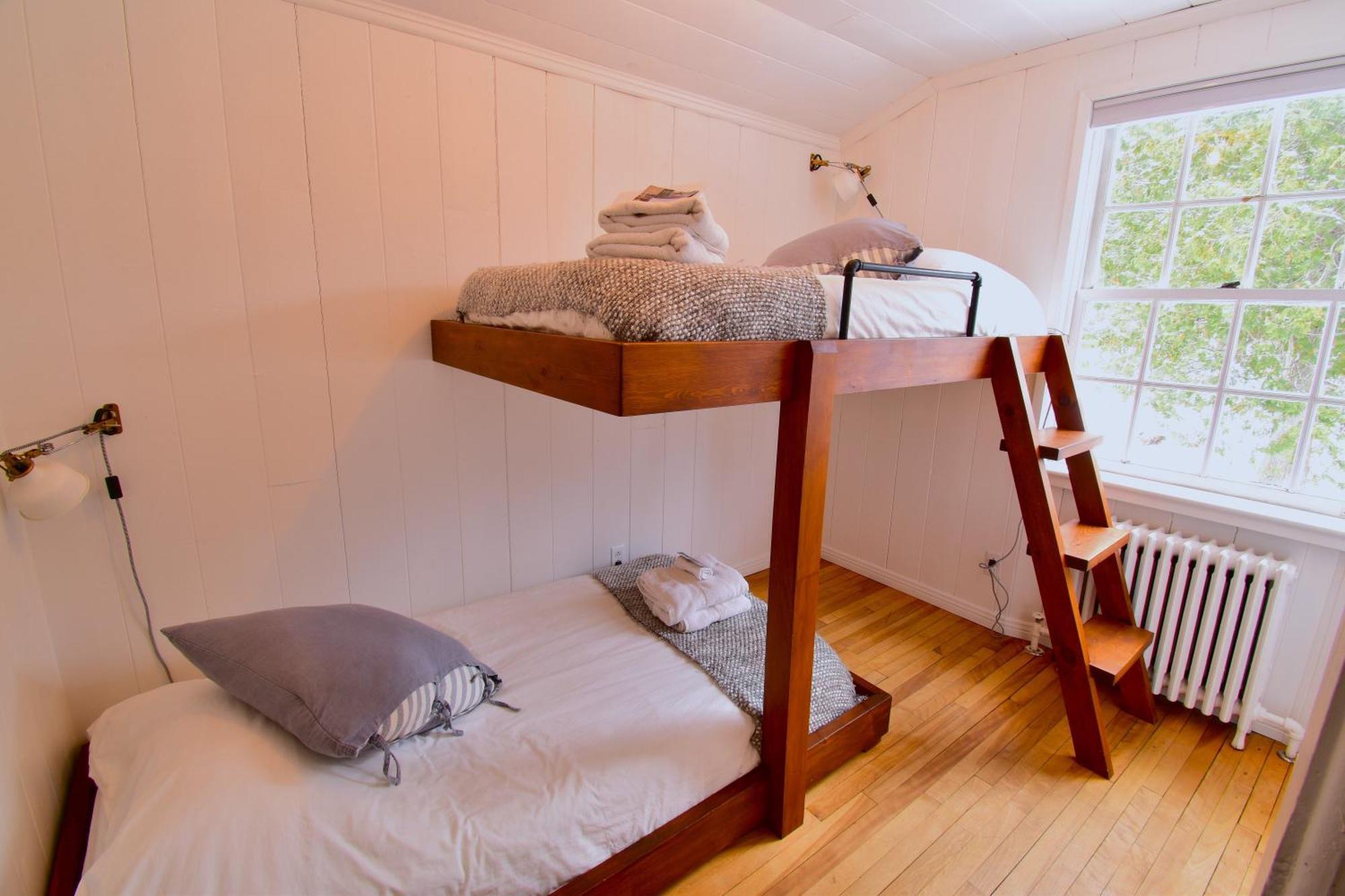 Le Partage Lodge: Destination Plein Air Et Sociale Val-Morin Extérieur photo